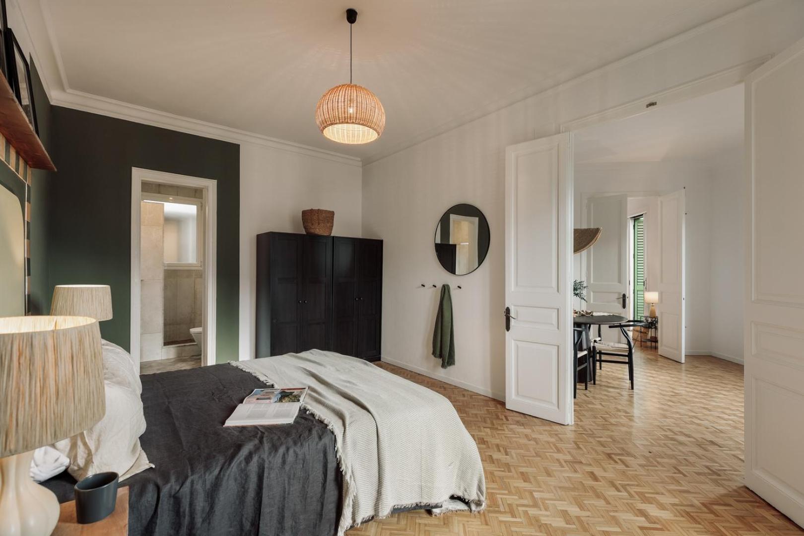 Kuleli - 2 Bedrooms And Office In Eixample Dreta *