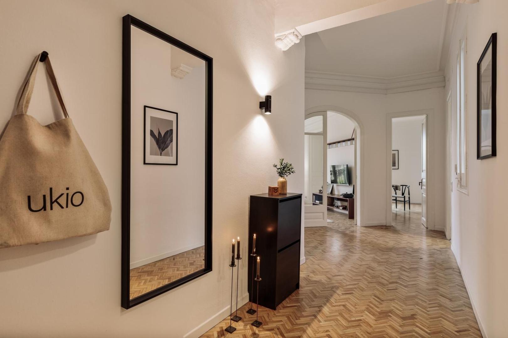 Kuleli - 2 Bedrooms And Office In Eixample Dreta * Barcelona
